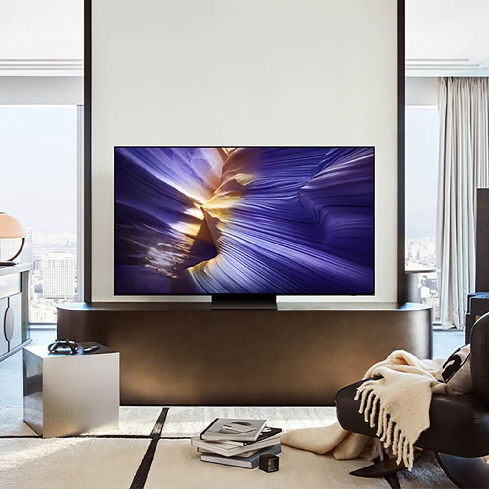 Телевизор Samsung QE77S90FAEXRU (2025)