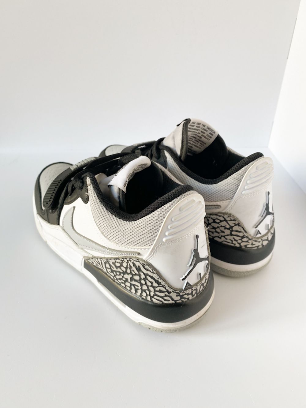 Кроссовки Nike, 37
