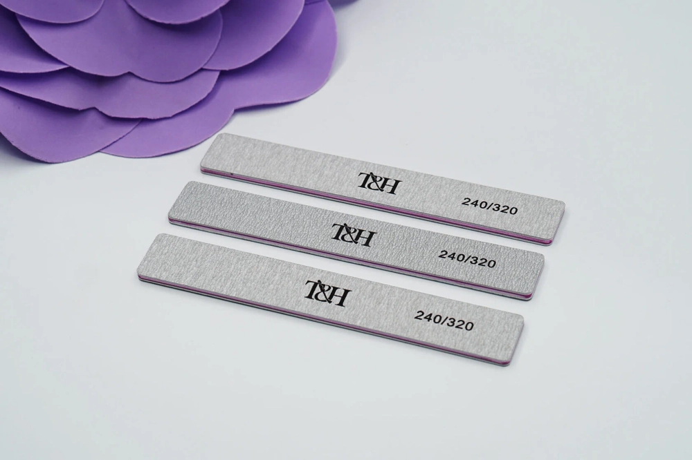Пилка для ногтей T&H 240/320