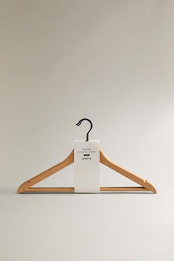 ZARA HOME ЛАКИРОВАННАЯ ВЕШАЛКА (НАБОР ИЗ 3 ШТ.), СВЕТЛО-БЕЖЕВЫЙ