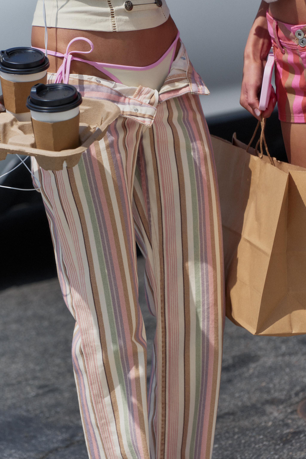 ДЖИНСЫ TRF WIDE LEG В ПОЛОСКУ С НИЗКОЙ ПОСАДКОЙ — ZARA