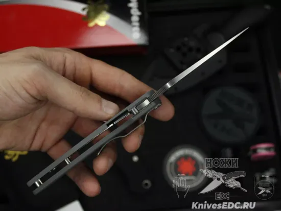 Нож складной Spyderco Paramilitary 2 81GPDGY2 Maxamet c клинком из стали Maxamet, рукоять G10