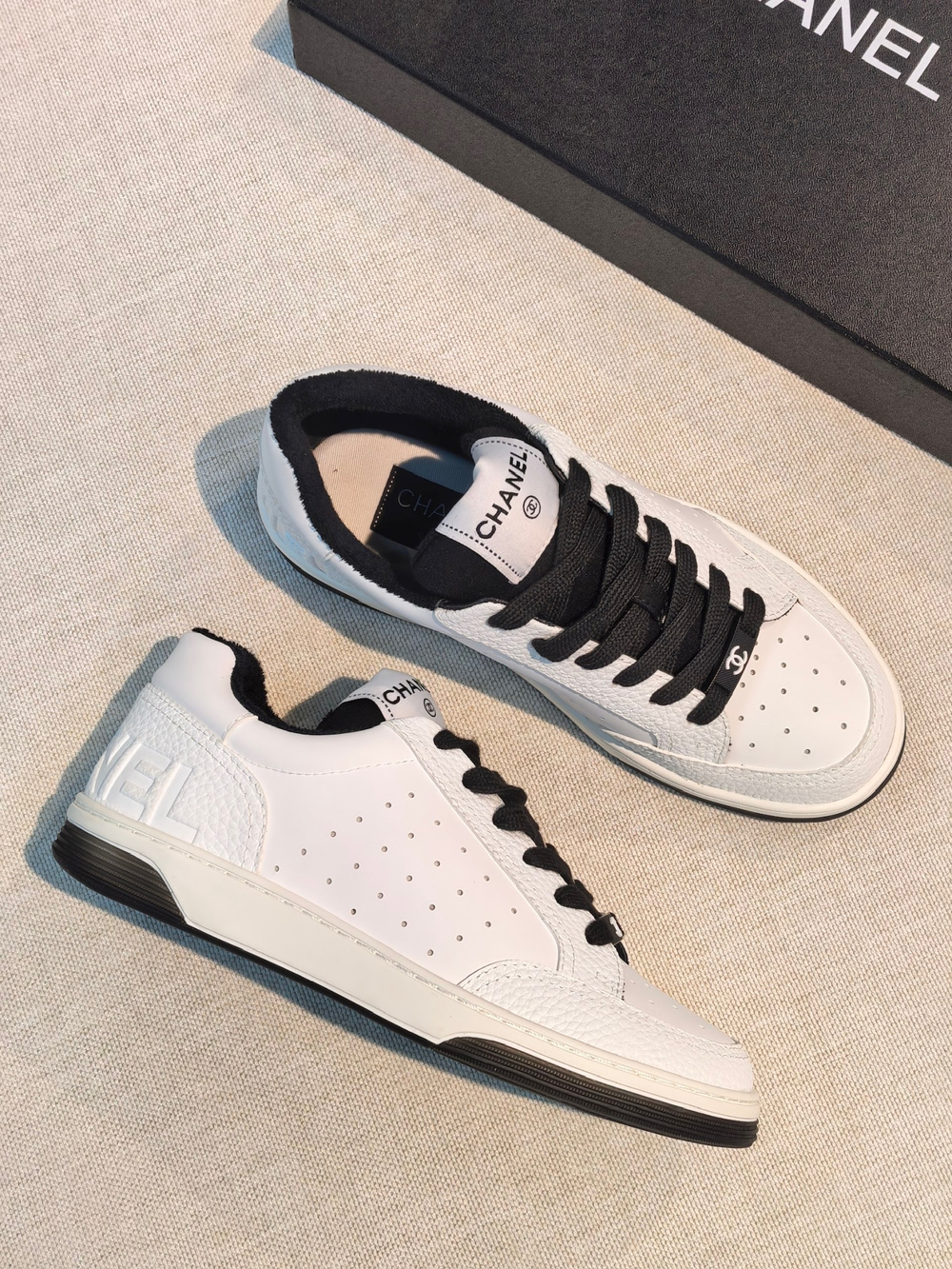 Кроссовки Chanel