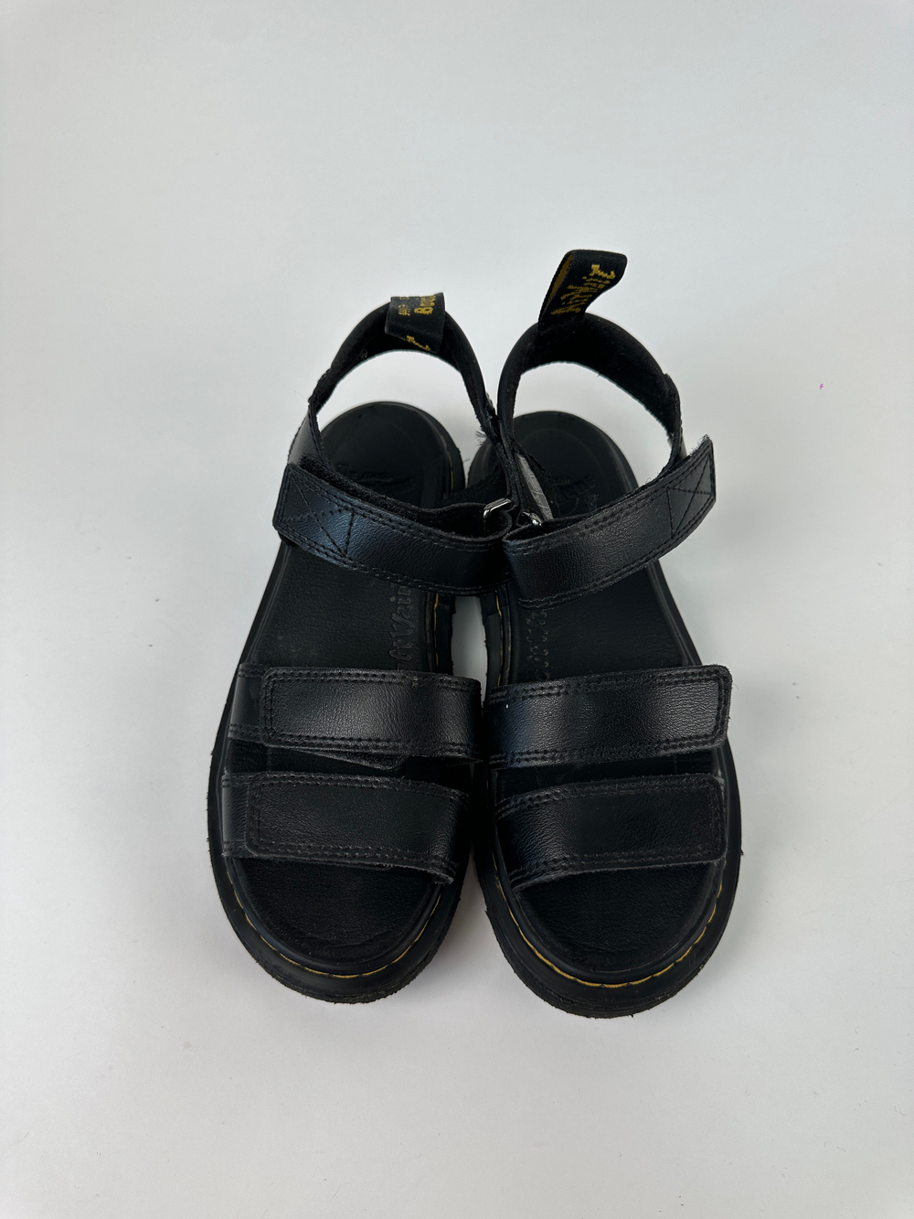 Сандалии Dr. Martens