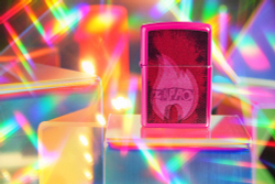 Зажигалка ZIPPO Pulse с покрытием Frequency, латунь/сталь, малиновая, глянцевая, 38x13x57 мм, шт