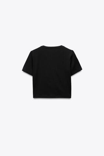 ZARA УКОРОЧЕННАЯ ФУТБОЛКА ИЗ ЭЛАСТИЧНОЙ ТКАНИ, ЧЕРНЫЙ