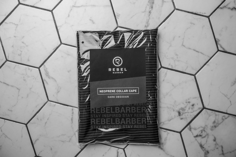 REBEL BARBER Dark Obsidian / Пеньюар с неопреновым воротником