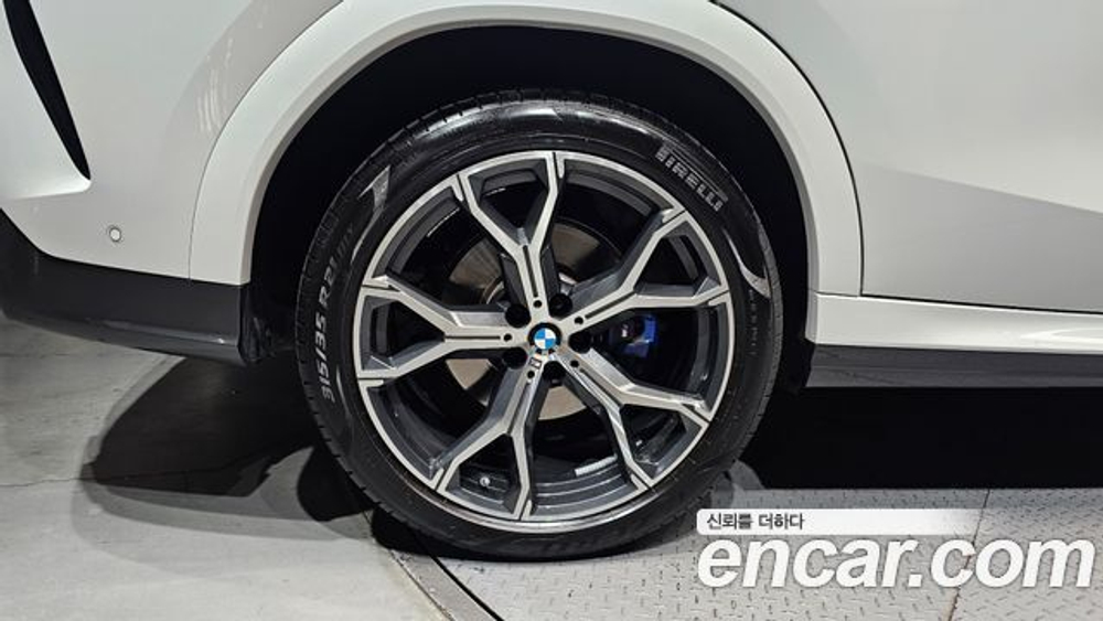 BMW X6 xDrive40i M Sport — 2023