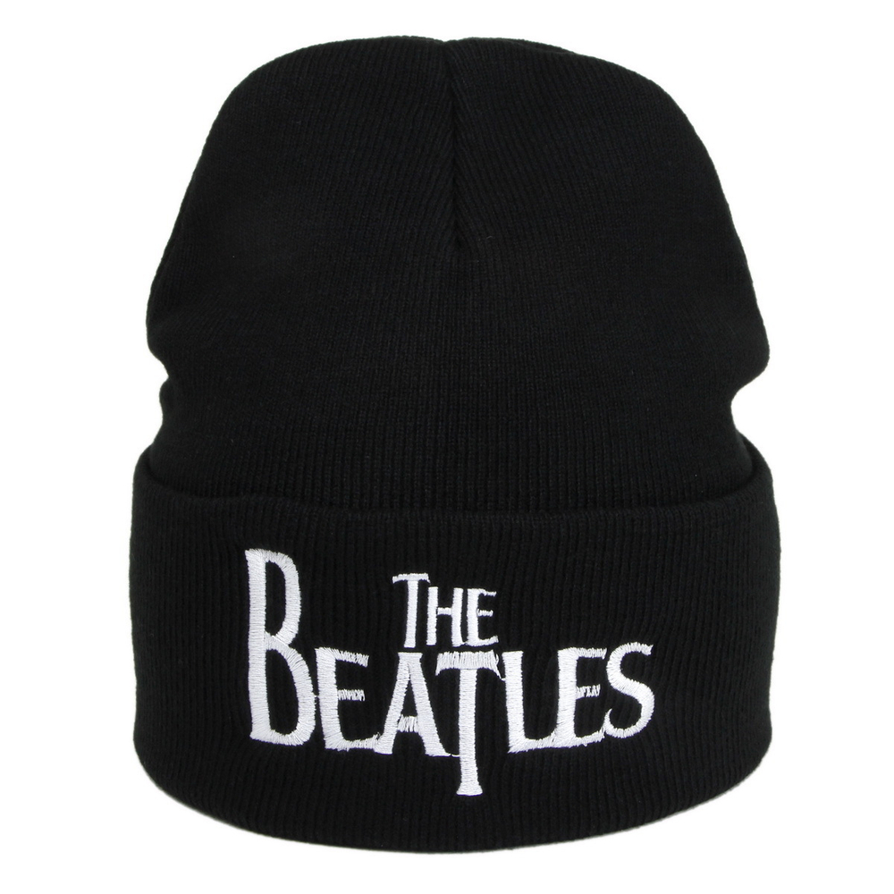 Зимняя шапка с вышивкой группы The Beatles