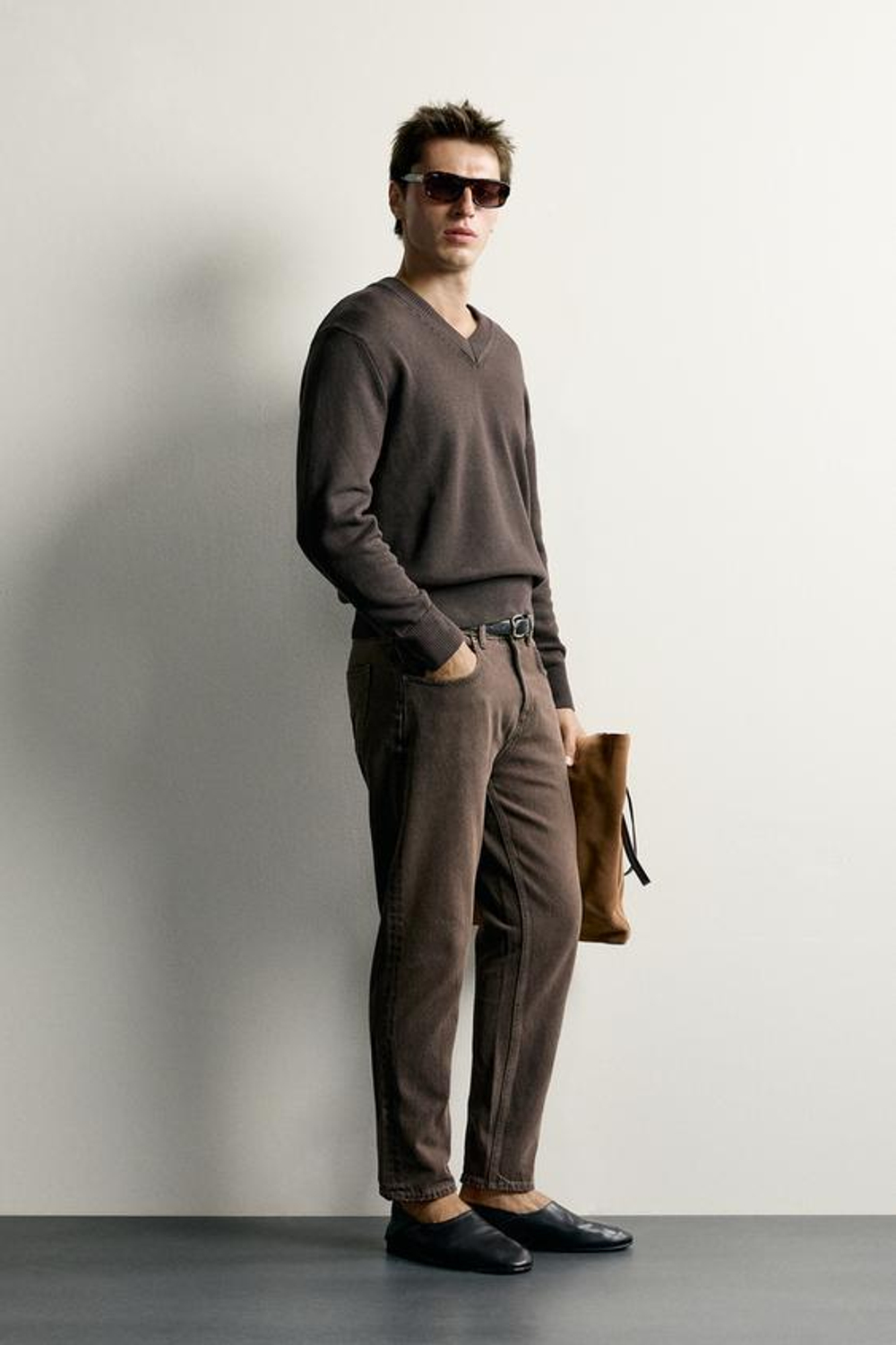 ZARA УКОРОЧЕННЫЕ ДЖИНСЫ SLIM FIT, КОРИЧНЕВЫЙ