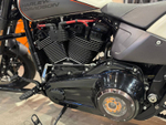 Harley-Davidson FXDR 114 (Белый)