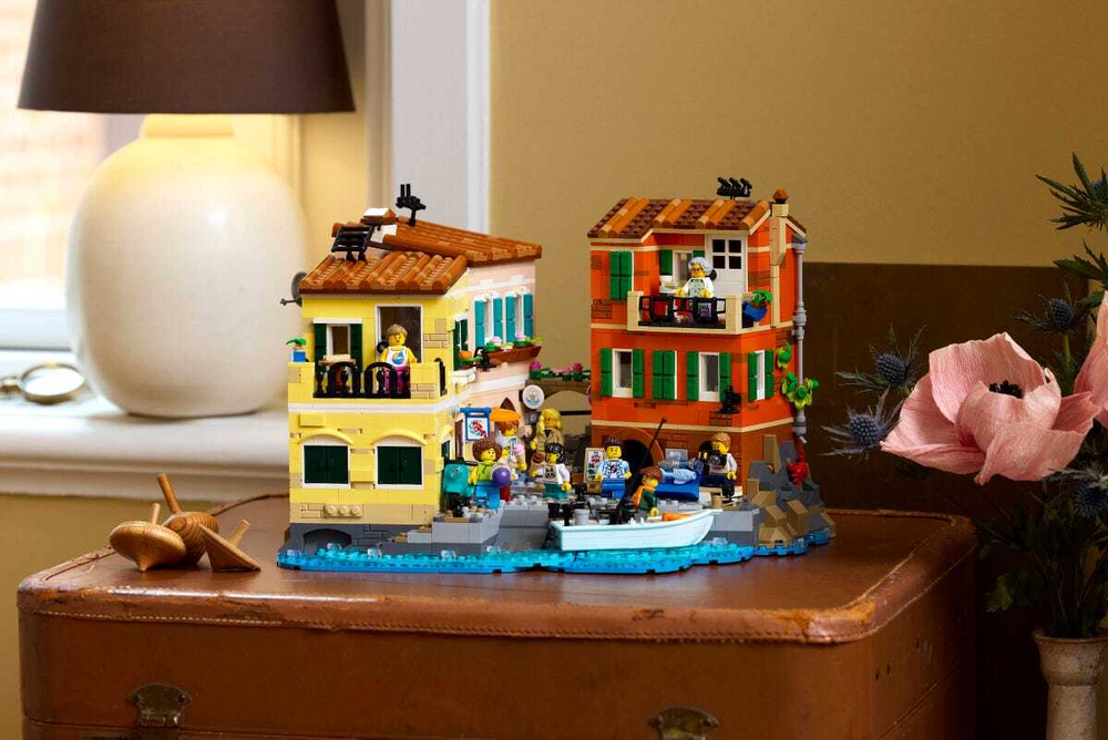 Конструктор LEGO Ideas 21359 Italian Riviera