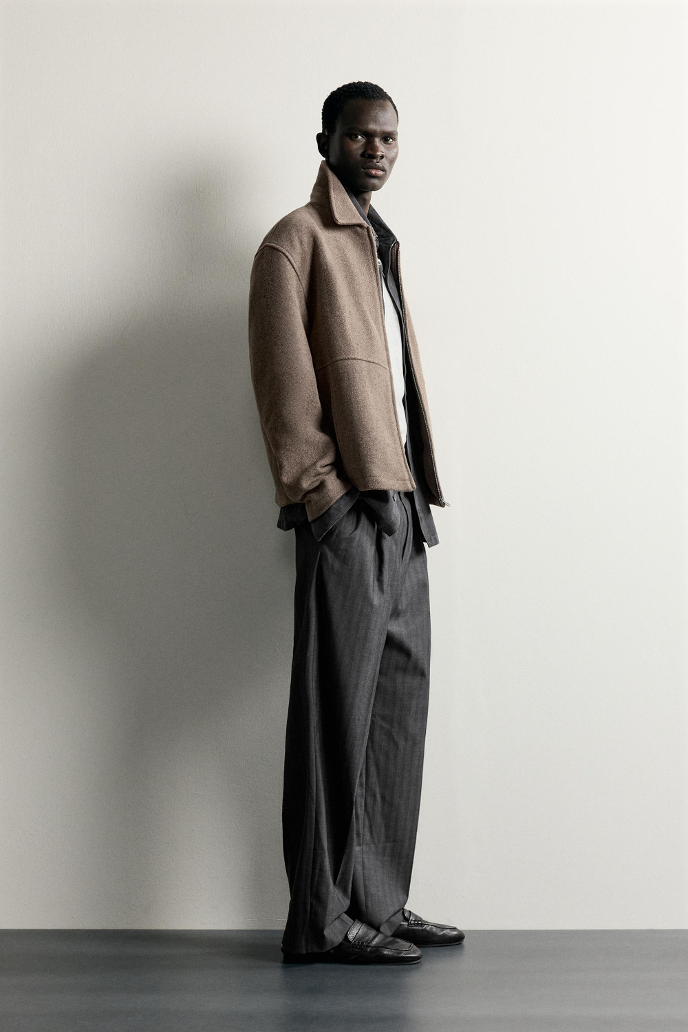 КУРТКА ИЗ СМЕСОВОЙ ШЕРСТИ КЛАССИЧЕСКОГО КРОЯ — ZARA · 8281/765