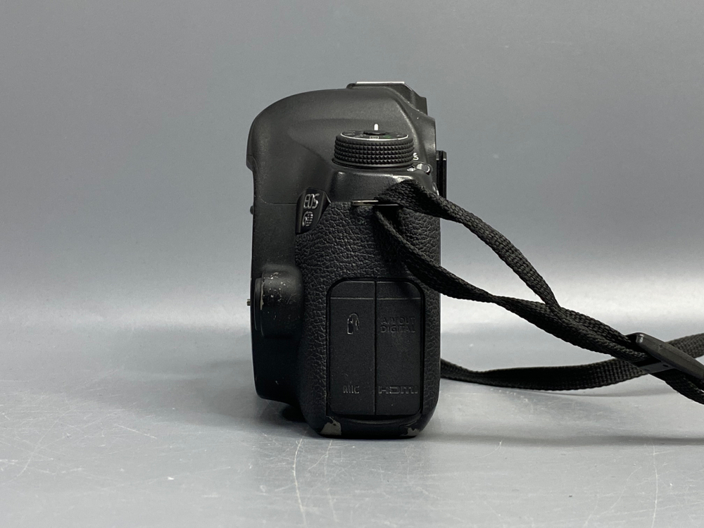 Canon EOS 6D body 400.000 кадров