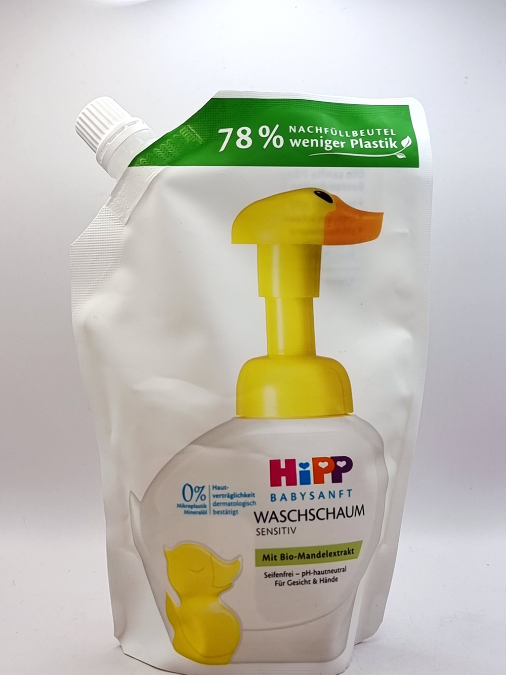 Пена для мытья рук и лица детская Hipp Kids Foaming Sensitive Hand & Face Wash с экстрактом миндаля сменный блок 250 мл (Швейцария)