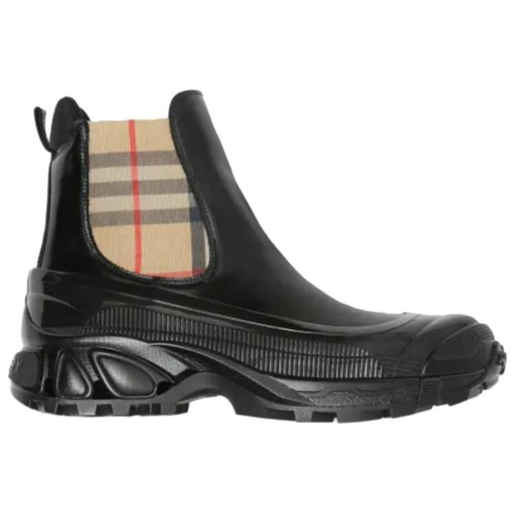 Burberry Vintage Round Tip Short Chelsea Boots Women"s Black