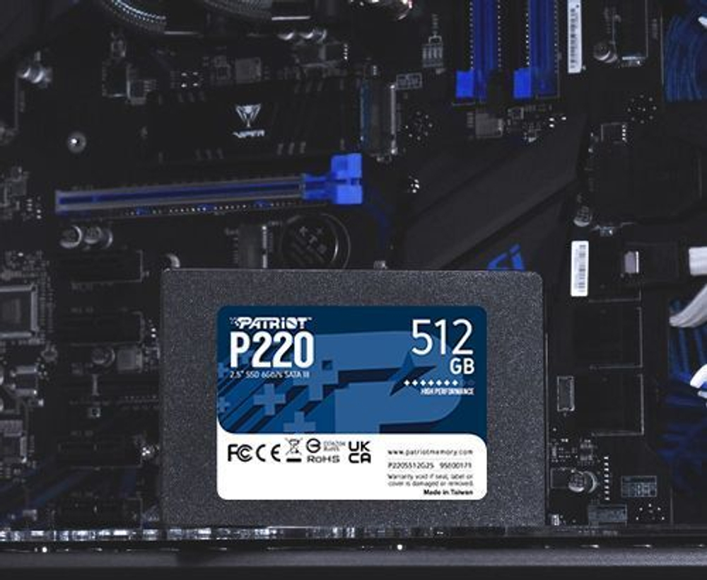 SSD Patriot P220 512Гб, 2.5", SATA3, Retail, Чтение:550мб/с, Запись:500мб/с, радиатор (P220S512G25)