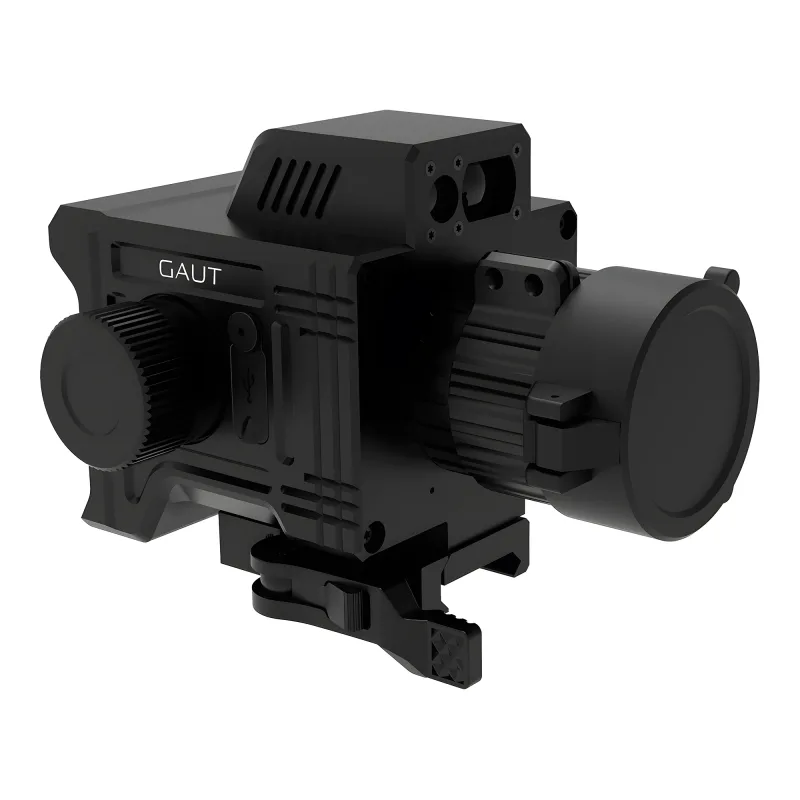 Коллиматор тепловизионный Gaut Nova TD 325L, x1-4, 384х288, D25мм дальномер - вид сбоку с логотипом Gaut и креплением