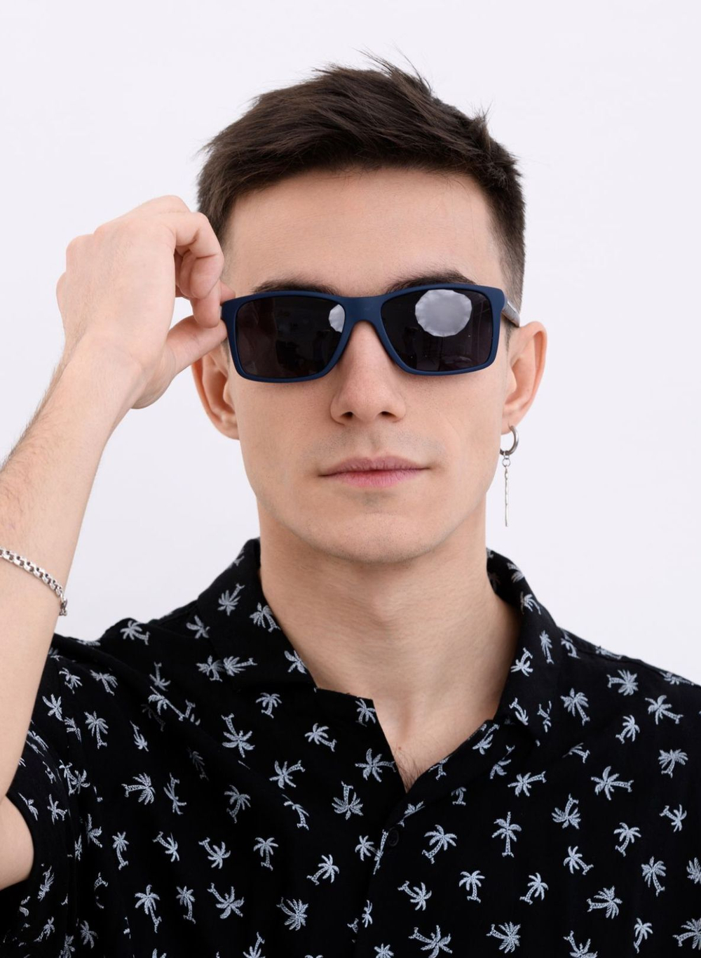 Солнцезащитные очки MARC JOHN