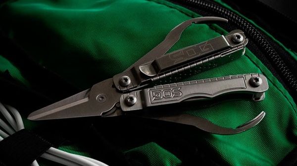 SOG Knives и мультитулы SOG Knives и мультитулы