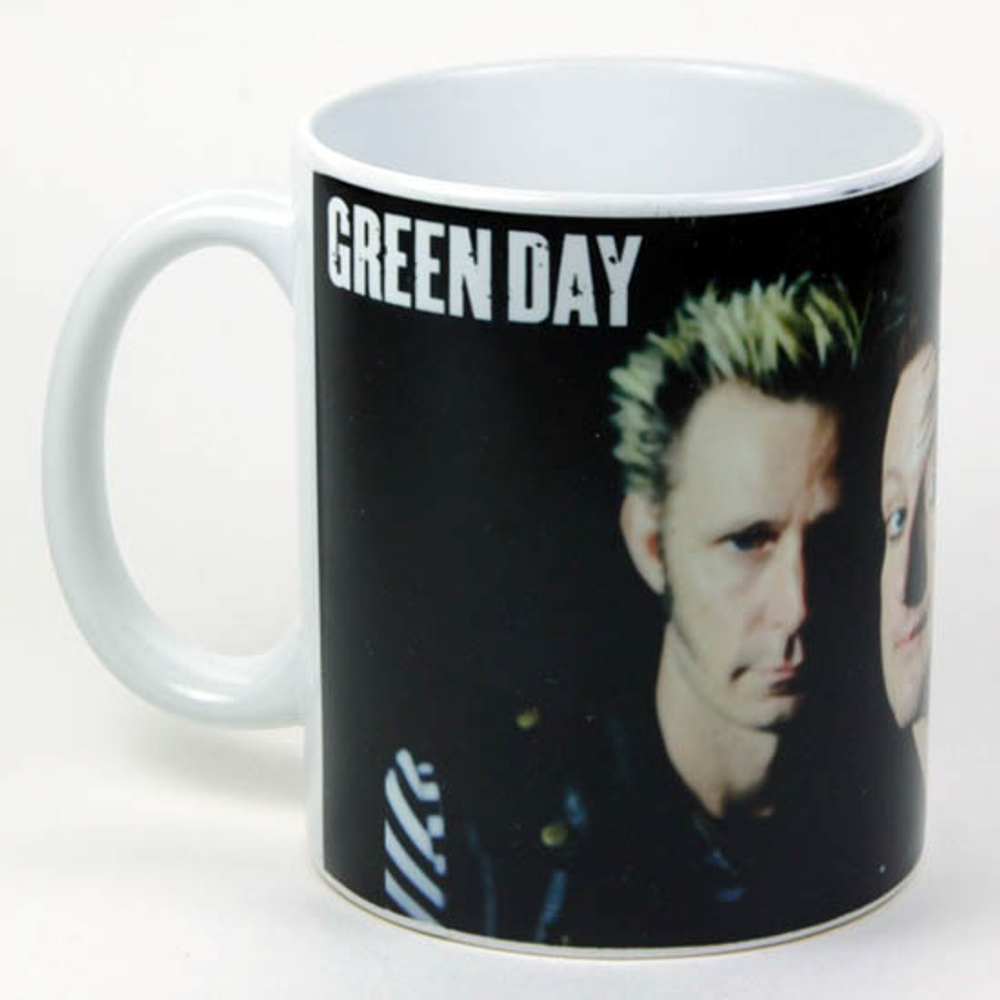 Кружка Green Day ( фото группы крупно на чёрном фоне )