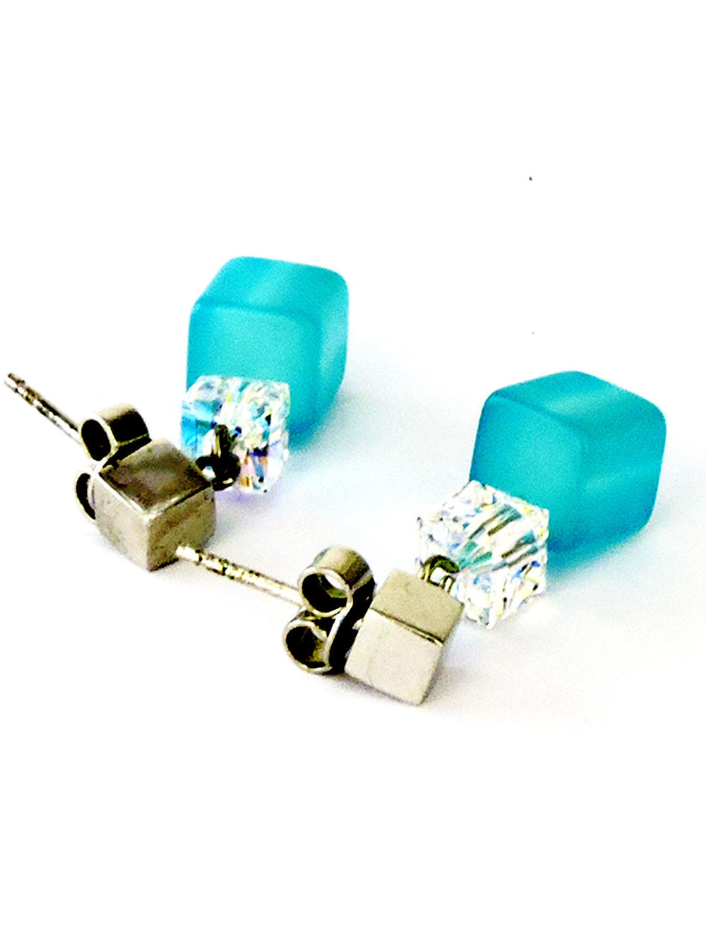 4738/21-2000 Coeur de Lion cерьги-пуссеты Aqua из голубого поляриса и кристаллов Сваровски.
