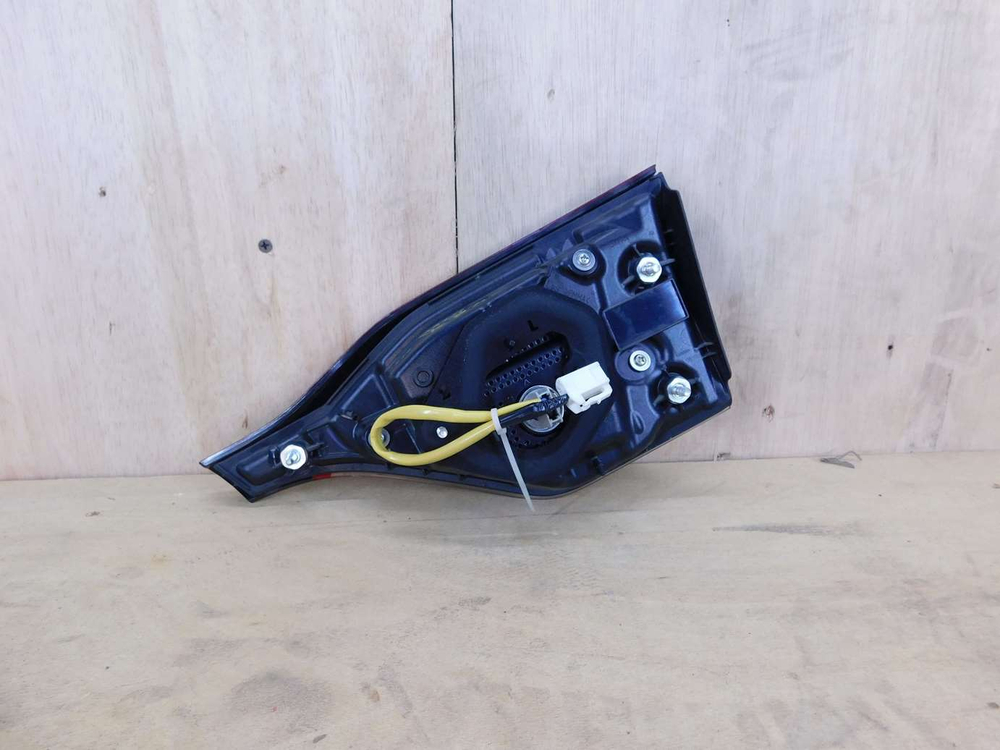 стоп-вставка левая Toyota Corolla ZRE212 2021
