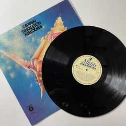 Винтажная виниловая пластинка LP String Orchestra Conducted By Leszek Bogdanowicz Captain Singelton Melodies (Польша 1980)