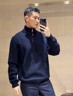 Свитер Louis Vuitton