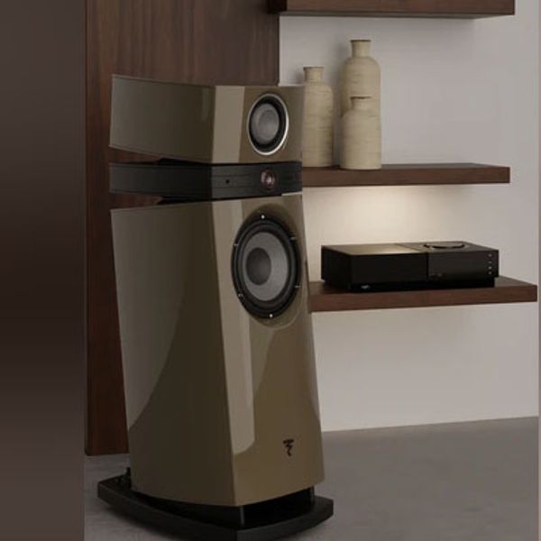 Scala Utopia EVO M в отделке Warm Taupe