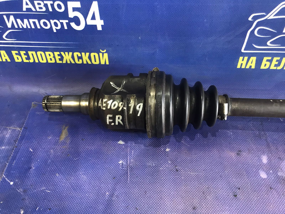 Привод передний правый TOYOTA CERES 1992
