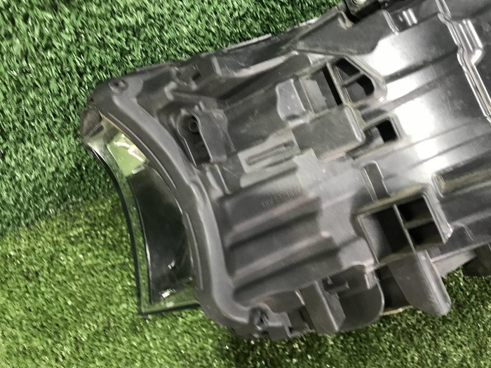 Фара правая BMW 7er G11 G12 (2015-2019) Adaptive LED