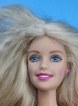 Кукла винтаж Sit In Style Barbie 1999г под реставрацию 023516
