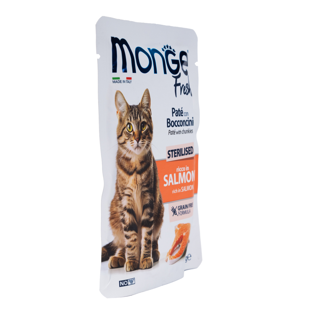 Влажный корм Monge Cat Fresh для стерилизованных кошек с лососем паучи 85 г