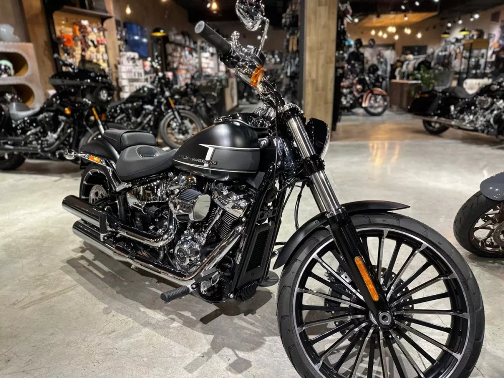 Harley-Davidson Breakout 117 MY2023