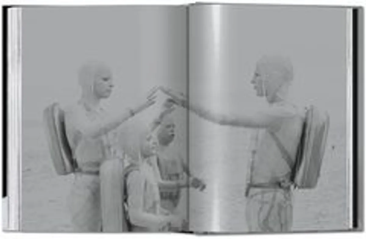 Артбук David Bowie: The Man Who Fell to Earth. 40th Anniversary Edition (на английском языке)
