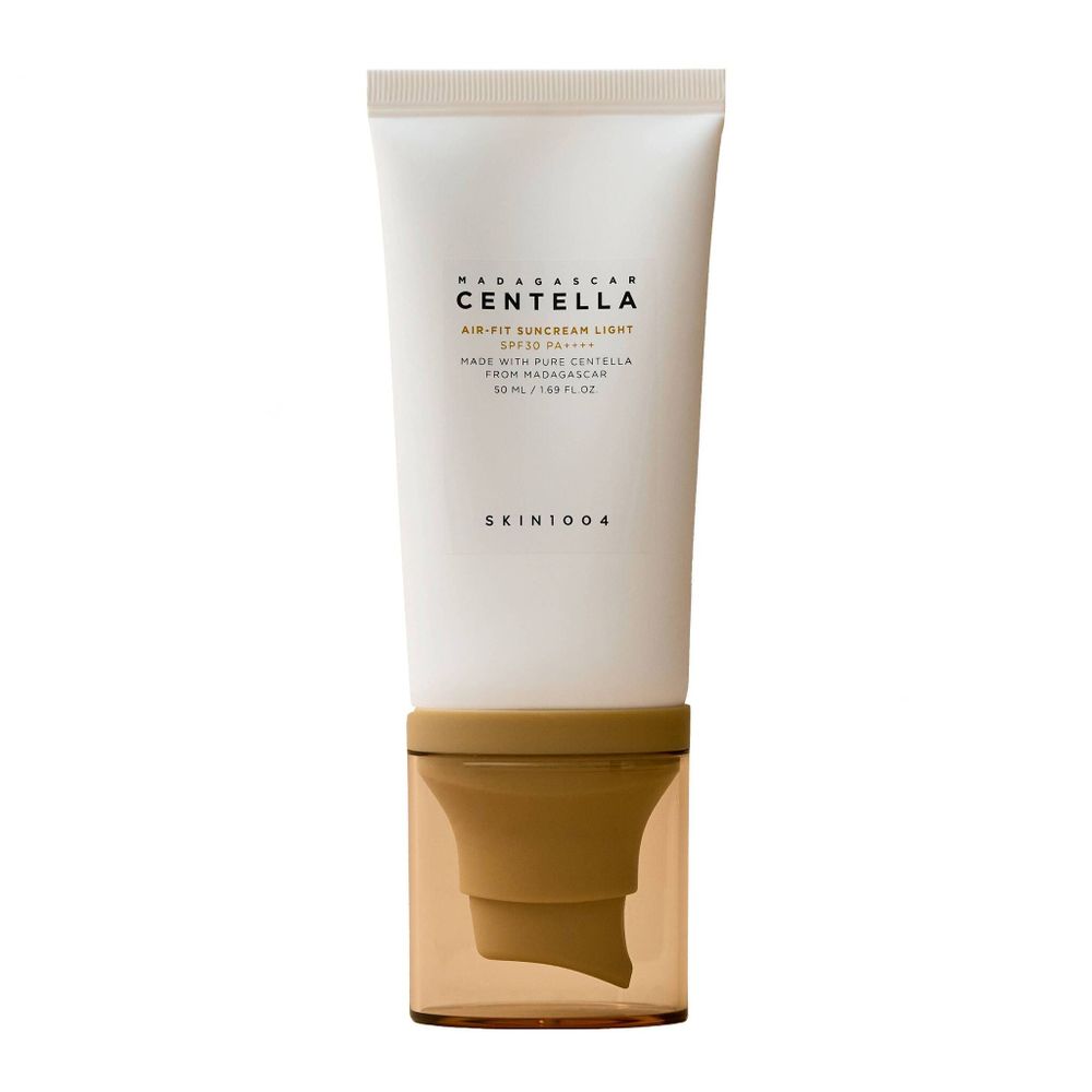 Skin1004 centella air-fit suncream light spf30 50ml. Skin1004 centella air-fit suncream light spf30 50ml.