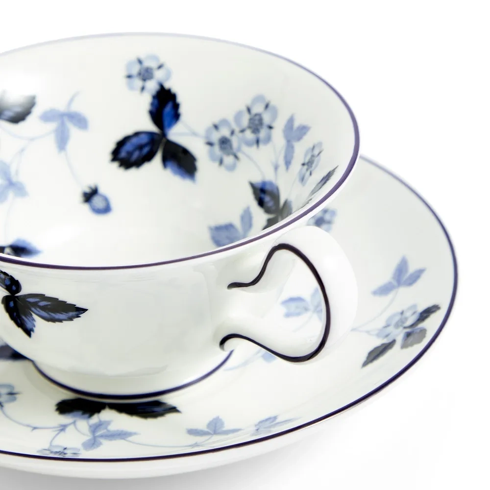 Wedgwood Чайная чашка Wild Strawberry 177 мл с блюдцем Ink Blue EAN 701587481632