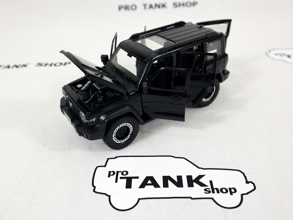 Модель автомобиля TANK 300 (ЧЕРНАЯ) Масштаб 1:24