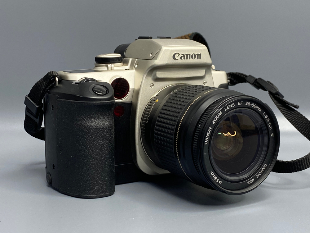 Canon EOS 50E + EF 28-80mm f/3.5-5.6 IV USM