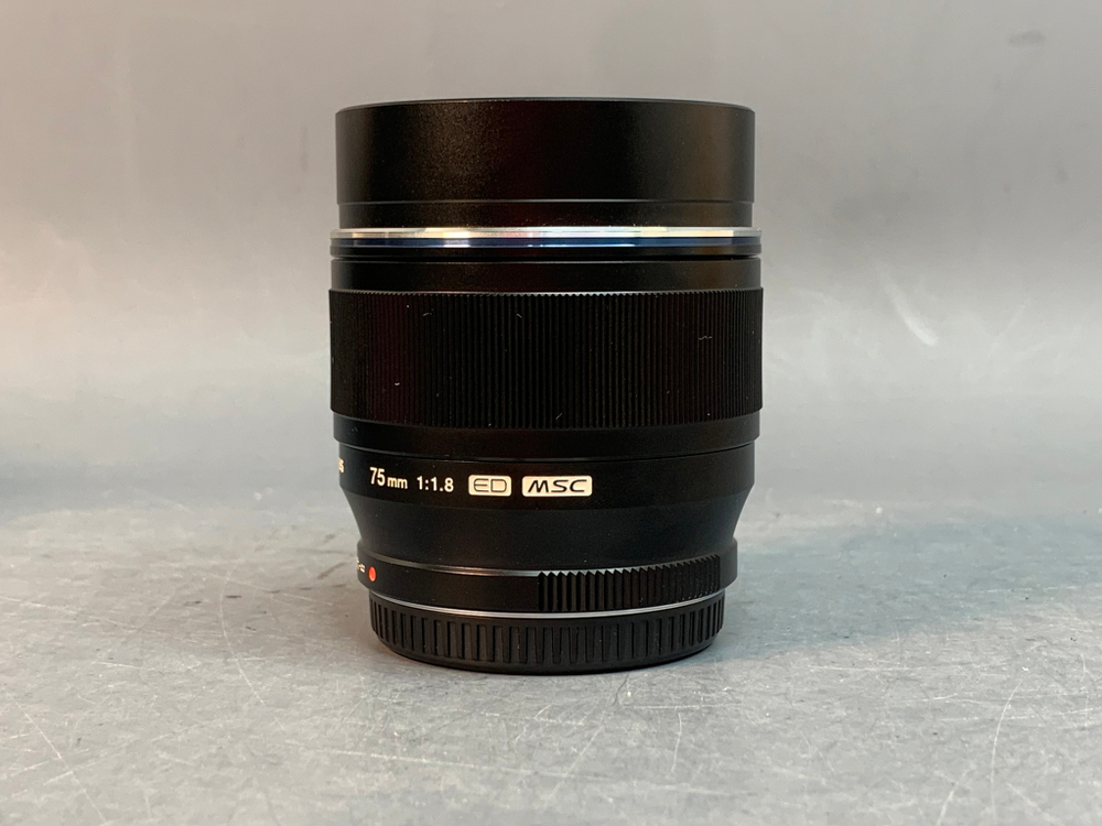 Olympus 75mm 1.8 ED MSC