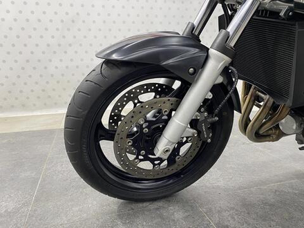 Suzuki GSR400 2006