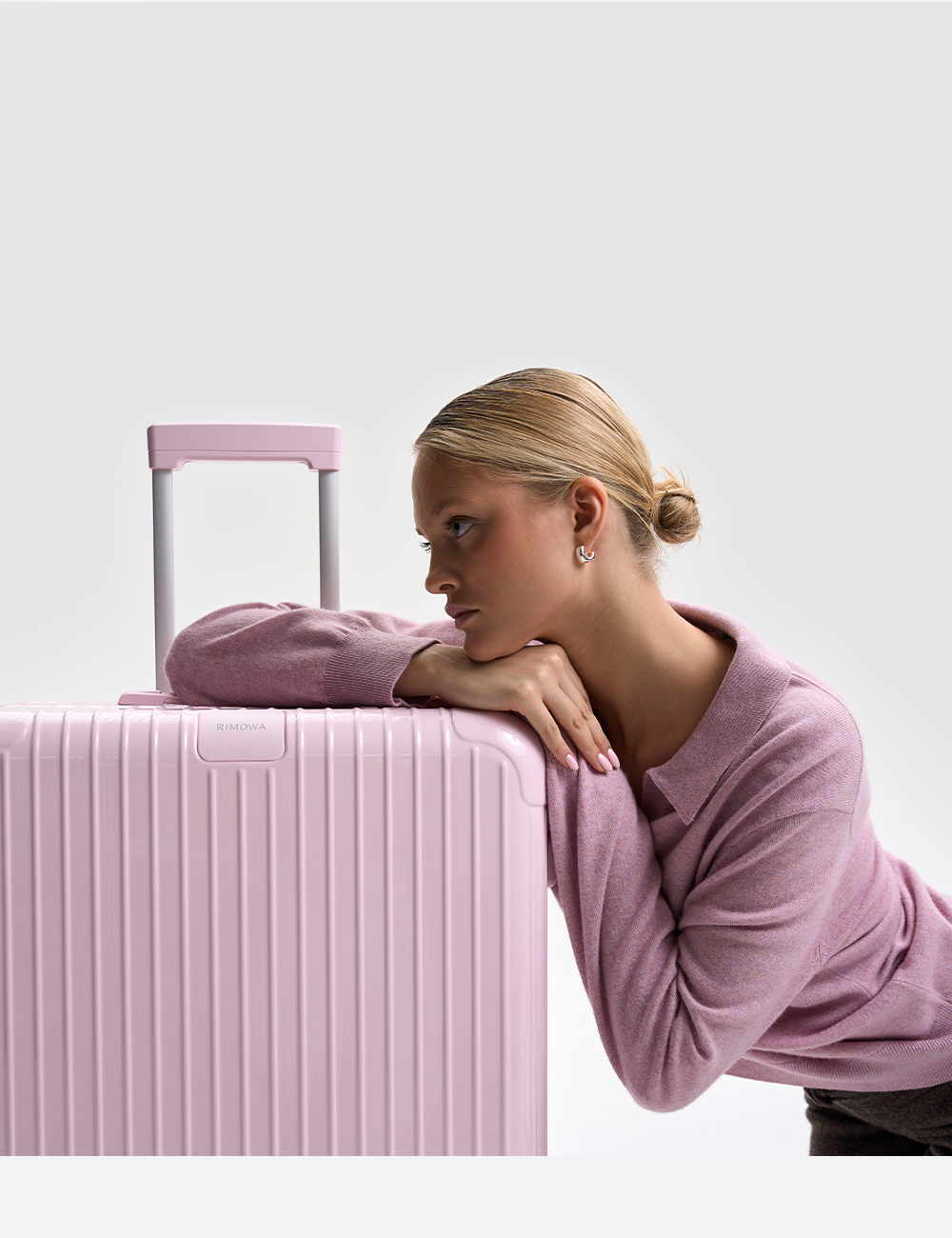 Чемодан Rimowa Essential Check-In L "Gloss Ballerina pink"