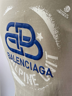 Футболка Balenciaga