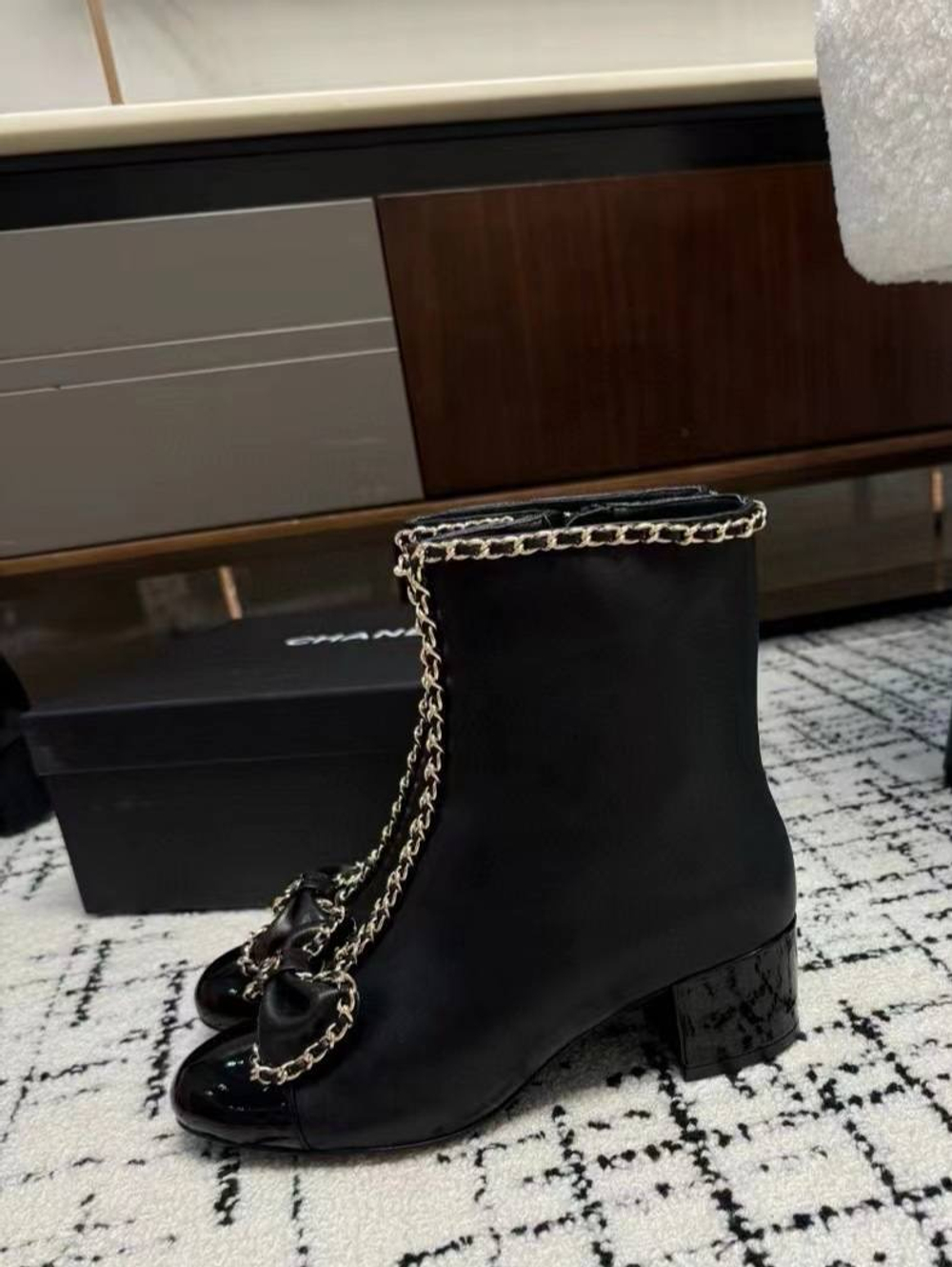 Ботинки Chanel