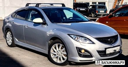 Багажник Turtle Air 3 Plus в штатные места Mazda 3 2003-2013