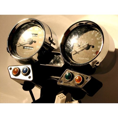 Купить    Приборная панель мотоцикла Yamaha XJR400 93-96