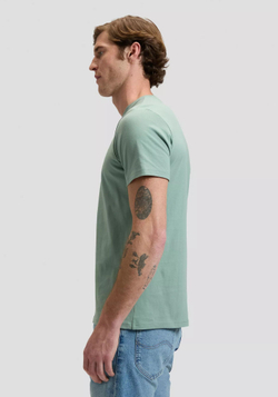 Футболка мужская LEE SS PATCH LOGO TEE DESERT SAGE