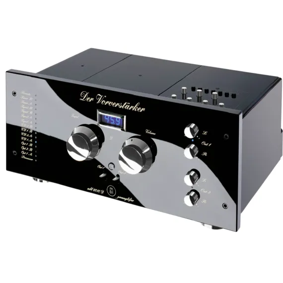 MBL 6010 D Preamplifier Piano Black Chrome