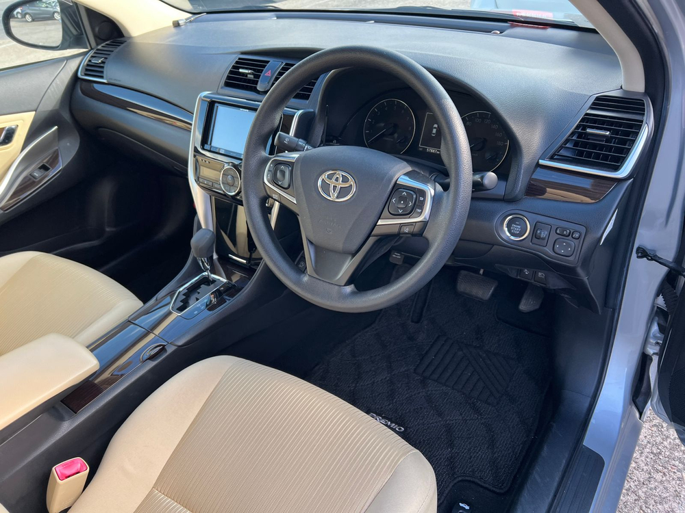 Toyota Premio, 2017